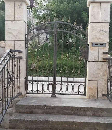 And With Parking Space Hvar - 15706 3*