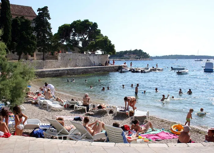 And With Parking Space Hvar - 15706 Πανσιόν
